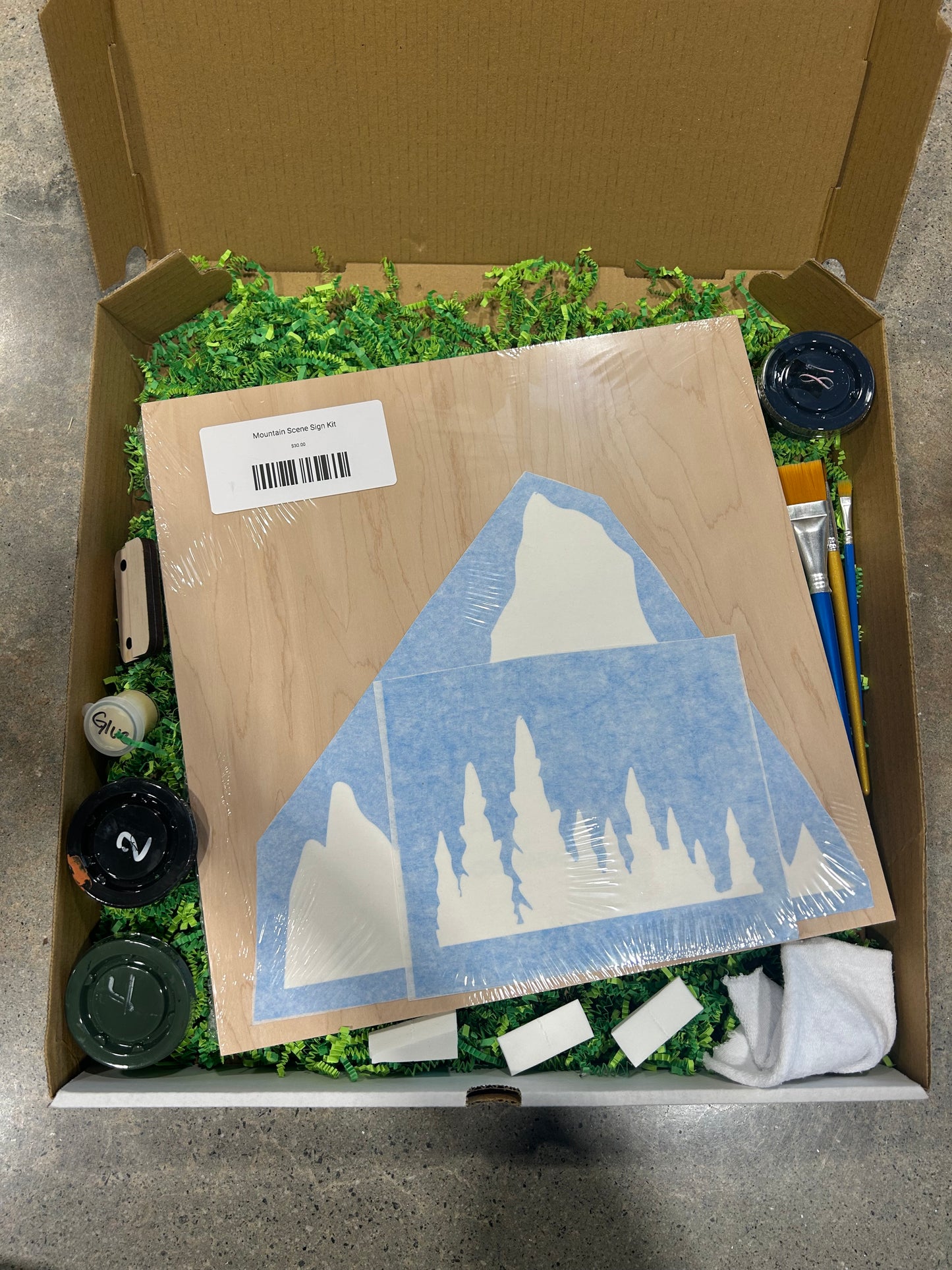 Mountain Scene Sign Kit