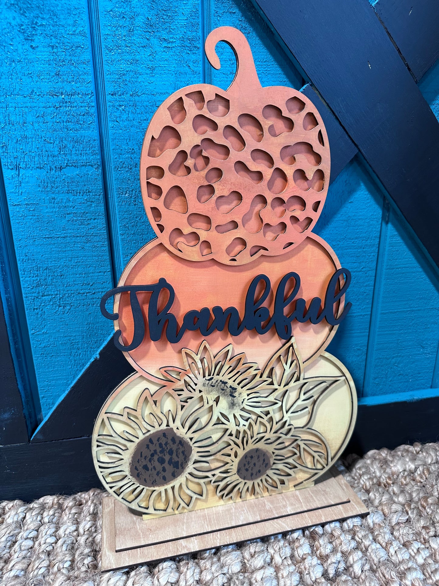Stacked Pumpkin - Thankful -
