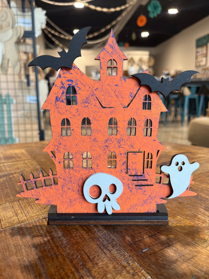 Lighted Spooky Shelf Decor