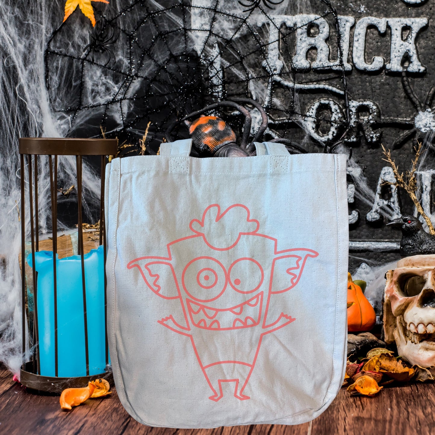 10.8 - 1pm - Custom Trick or Treat Bags