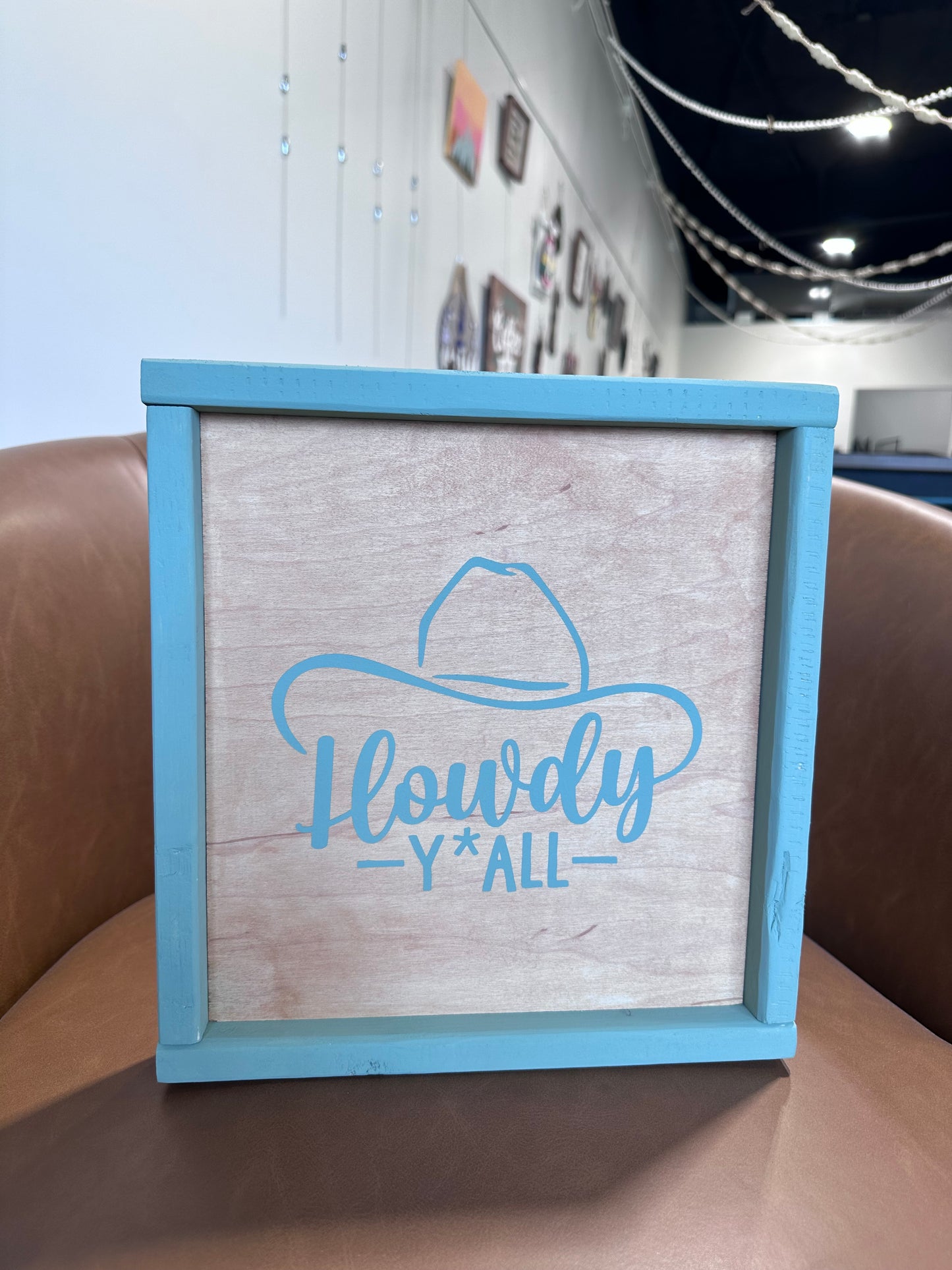 DIY Sign - HOWDY